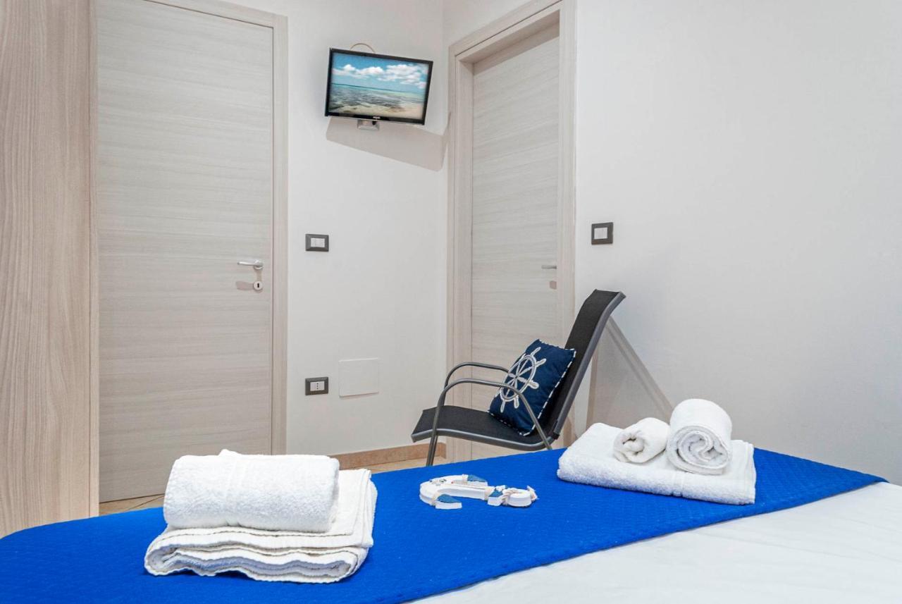 Da Rocco B&B Sant Isidoro  Bagian luar foto