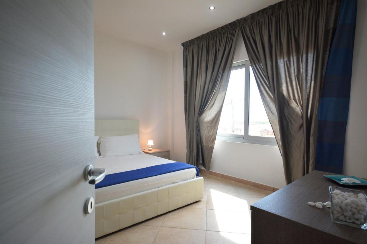 Da Rocco B&B Sant Isidoro  Bagian luar foto