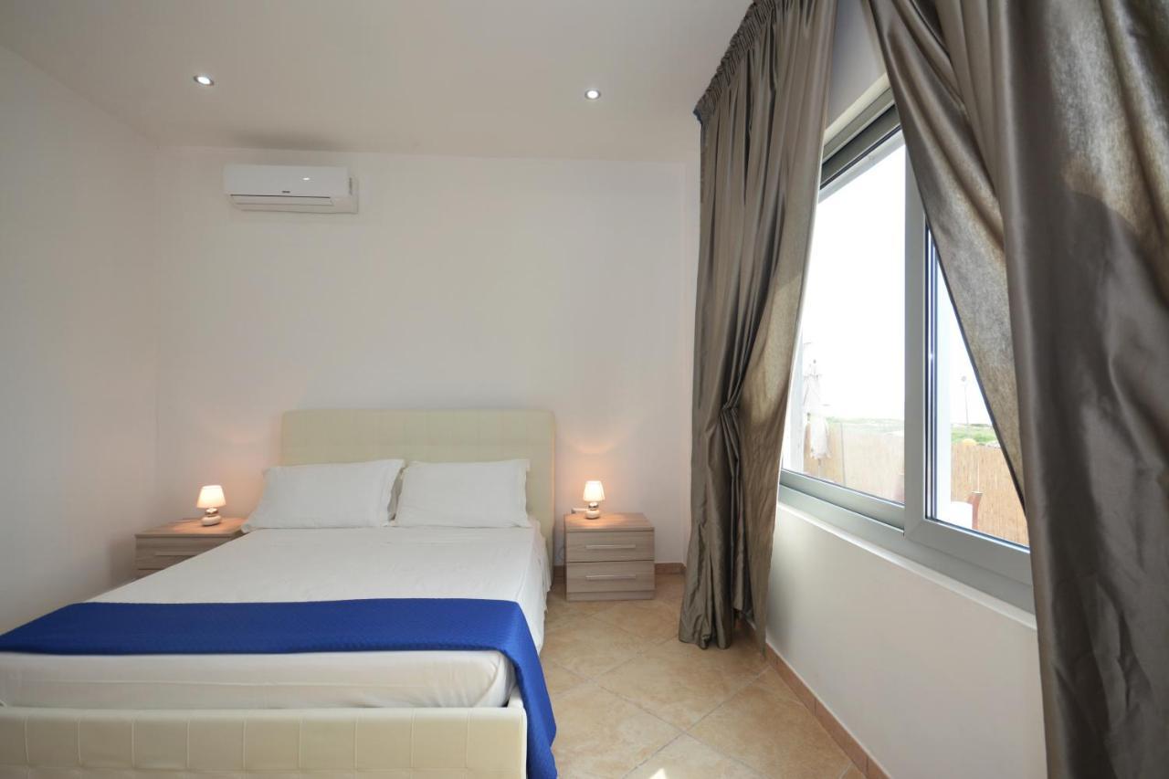 Da Rocco B&B Sant Isidoro  Bagian luar foto