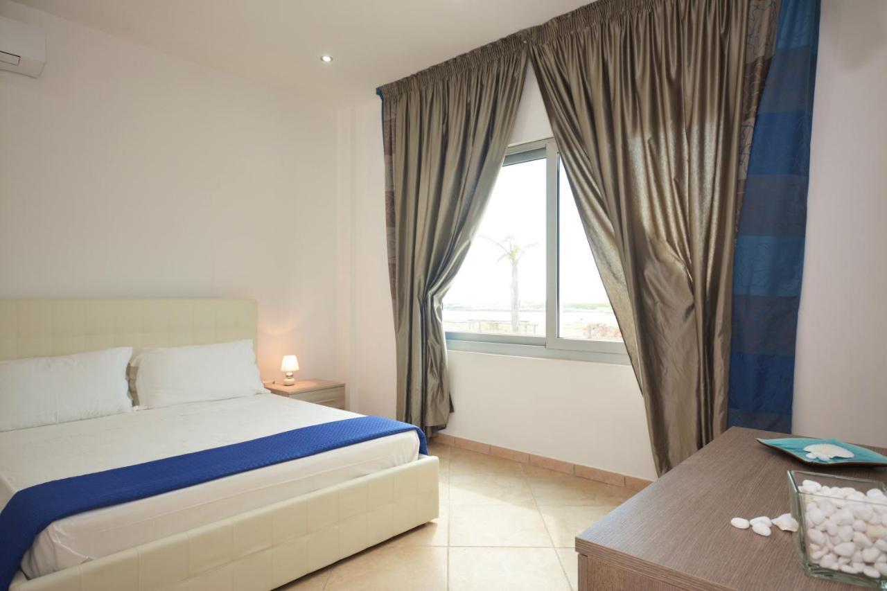 Da Rocco B&B Sant Isidoro  Bagian luar foto